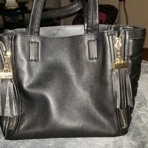 Inzi black purse